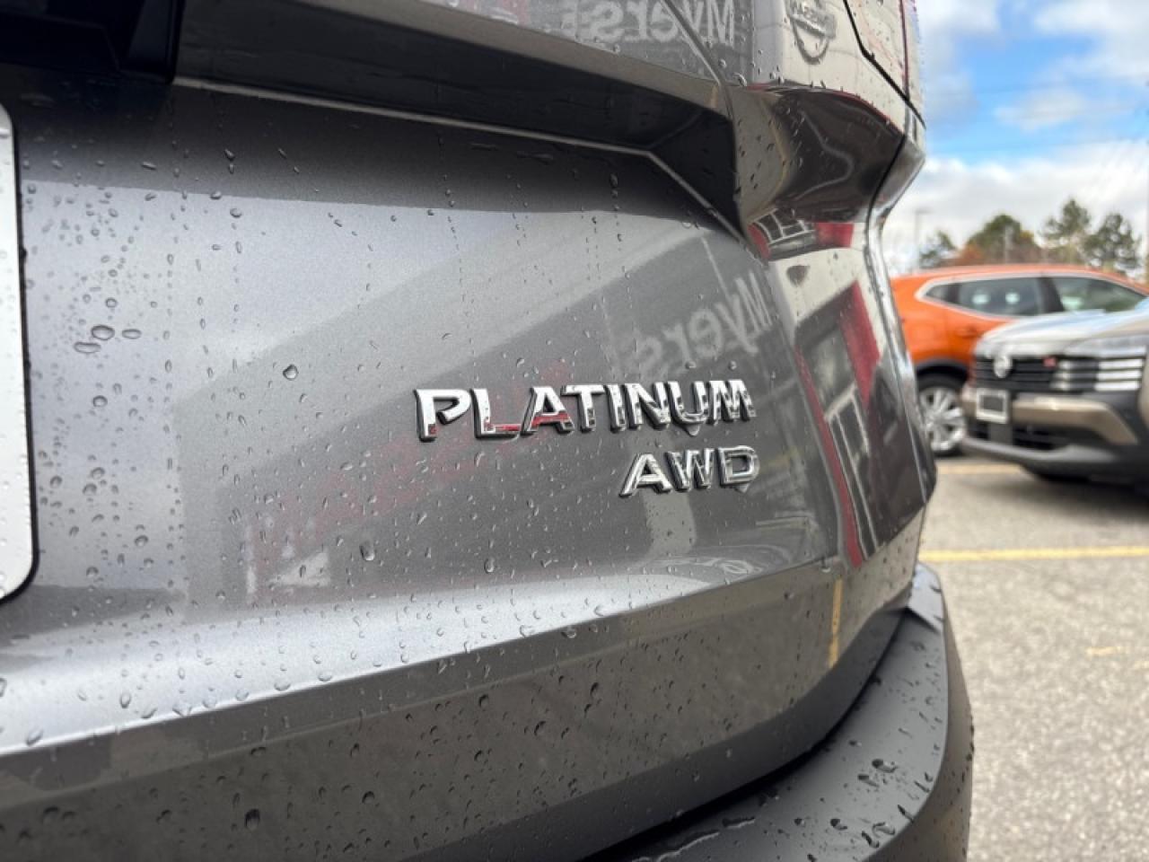 2023 Nissan Rogue Platinum  - Trade-in - Ex-lease Photo