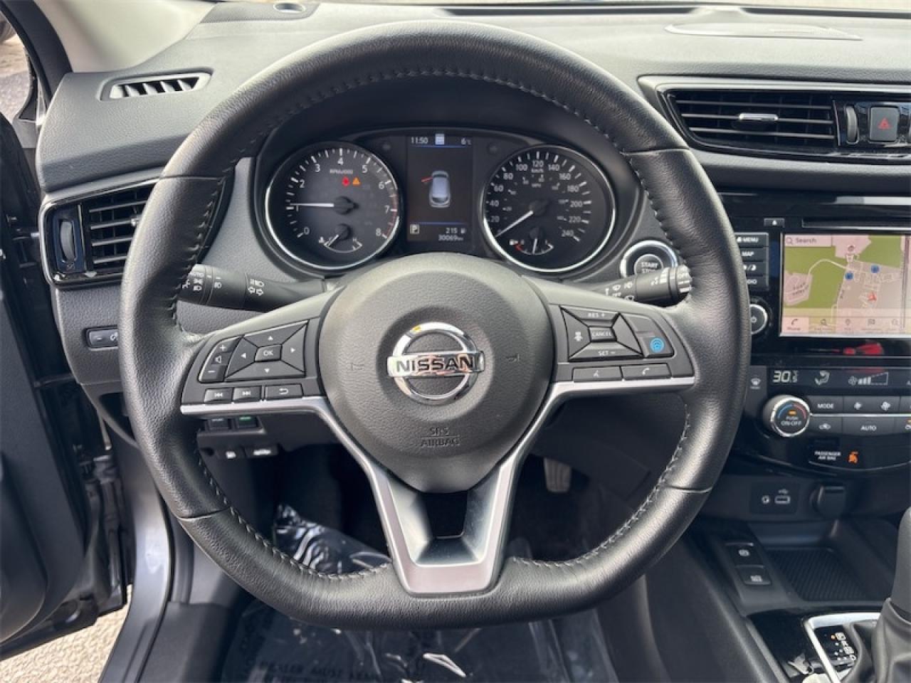 2023 Nissan Qashqai SL AWD  One Owner, Clean CARFAX Photo