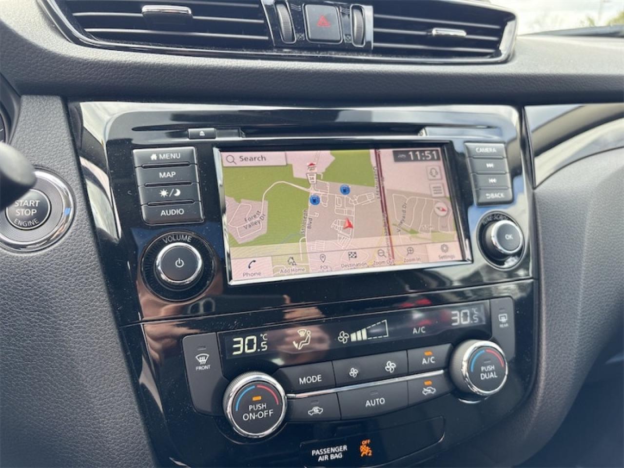 2023 Nissan Qashqai SL AWD  One Owner, Clean CARFAX Photo