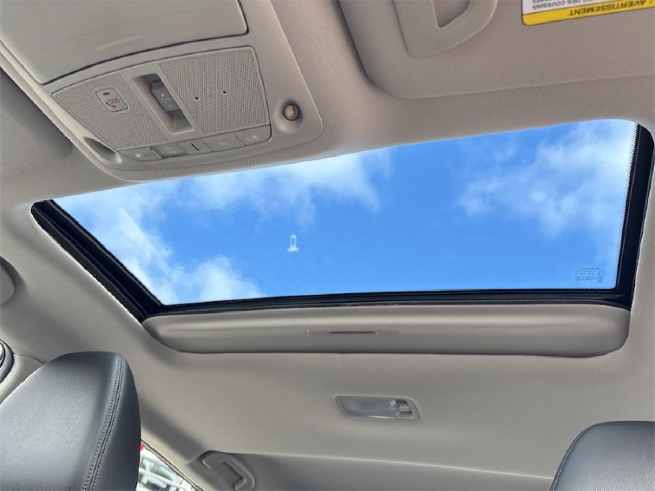 2023 Nissan Qashqai SL AWD  One Owner, Clean CARFAX Photo