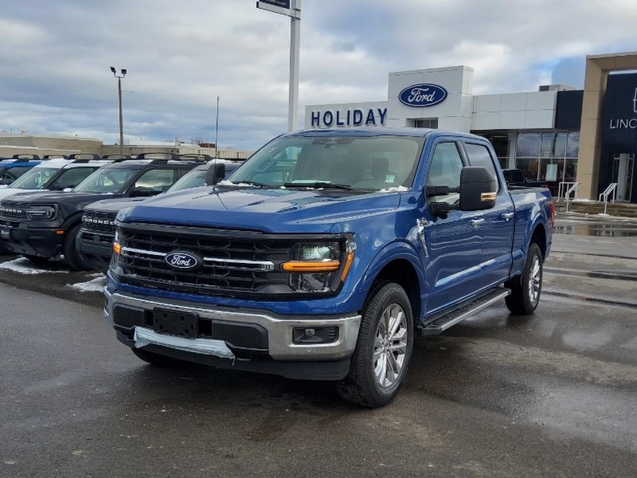 2025 Ford F-150 XLT Photo0