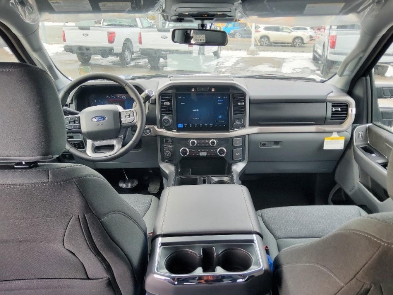 2025 Ford F-150 XLT Photo