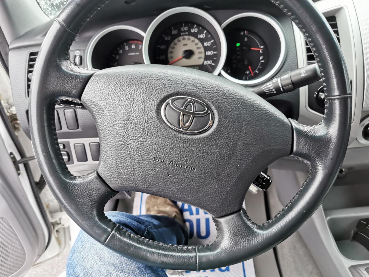 2008 Toyota Tacoma Double Cab V6 Long Bed - Photo #16