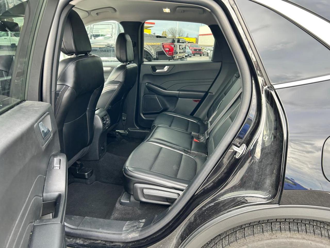 2025 Ford Escape Platinum Photo