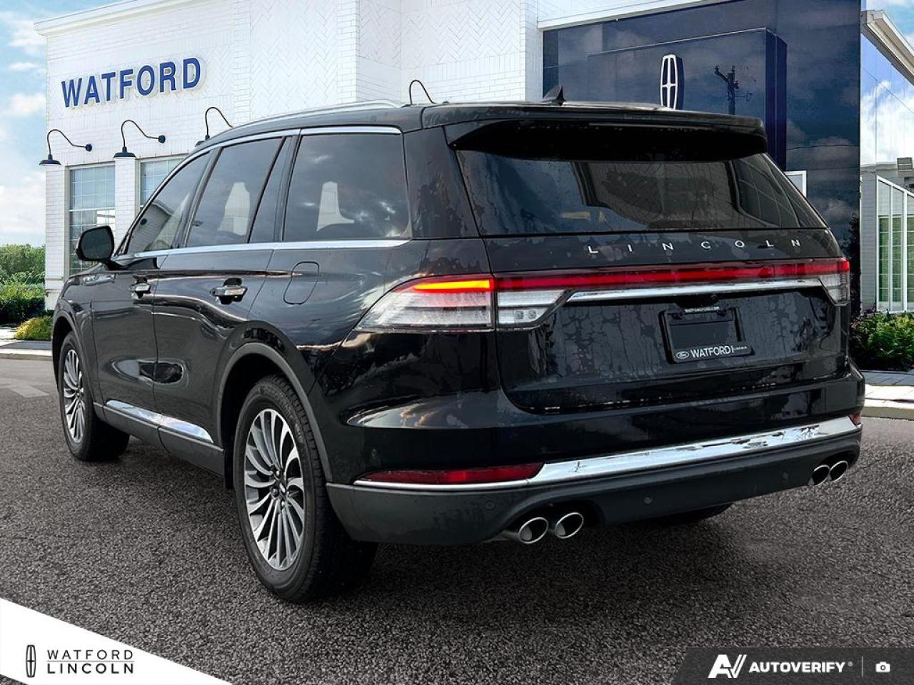 2020 Lincoln Aviator Reserve AWD Photo3