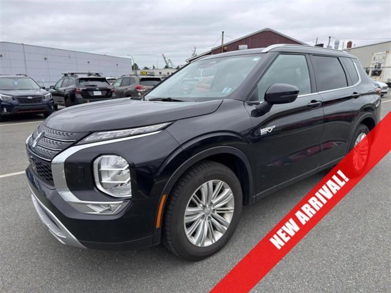 Used 2024 Mitsubishi Outlander Plug-In Hybrid LE for sale in Halifax, NS