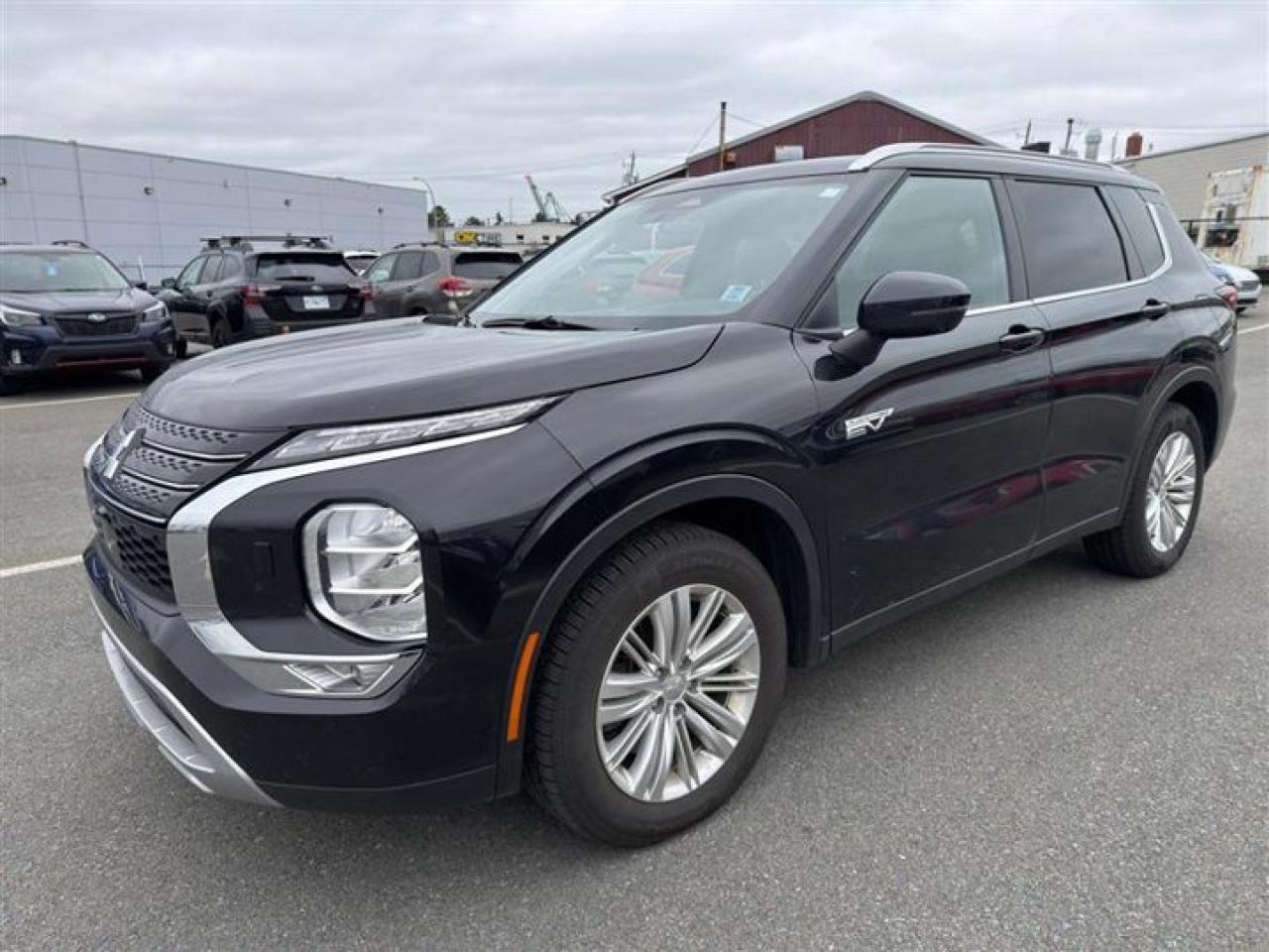 Used 2024 Mitsubishi Outlander Plug-In Hybrid LE for sale in Halifax, NS