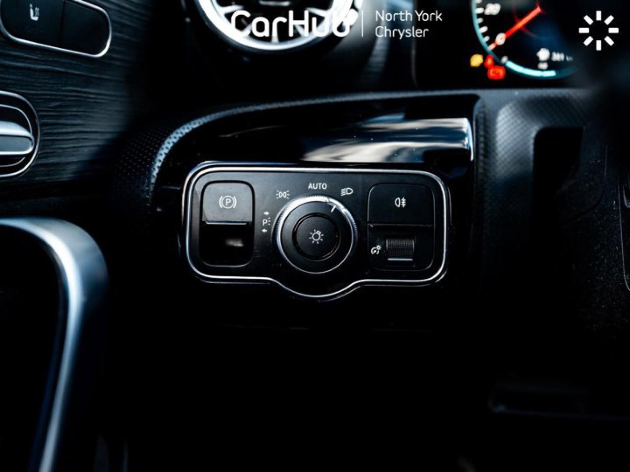 2021 Mercedes-Benz A-Class A 220 AMG Package Sunroof 360 Camera Blind Spot Assist Navi Photo