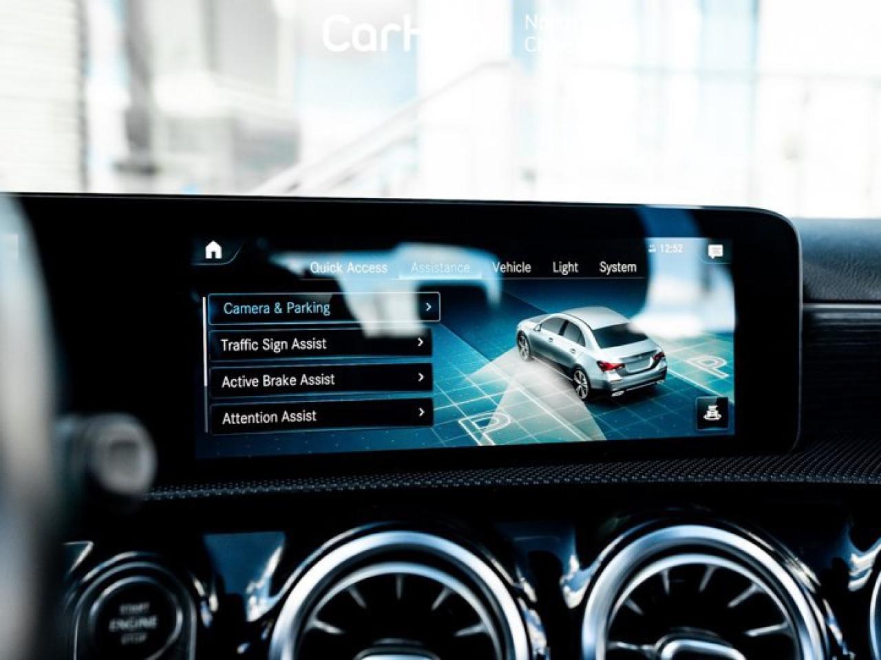 2021 Mercedes-Benz A-Class A 220 AMG Package Sunroof 360 Camera Blind Spot Assist Navi Photo