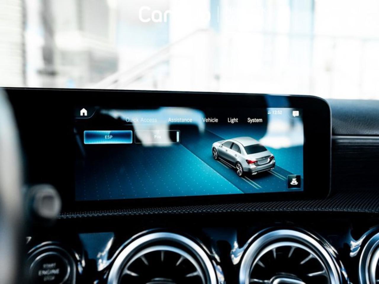 2021 Mercedes-Benz A-Class A 220 AMG Package Sunroof 360 Camera Blind Spot Assist Navi Photo