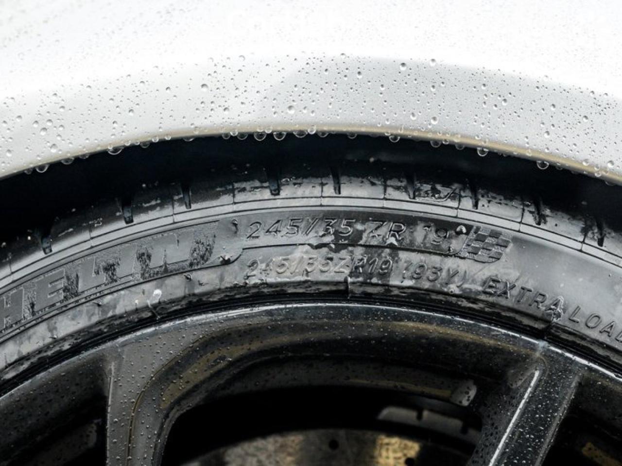 2017 Acura NSX Hybrid Heated Memory Seats Backup Camera Navi Bluetooth Connectivity Photo