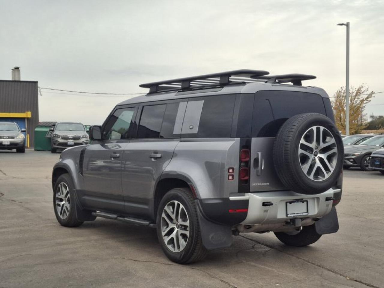 2024 Land Rover Defender S | Roof Rack | Leather | Pano Roof | Adaptive Cruise | 360 Camera | Heated Wheel | New Tires | Photo2
