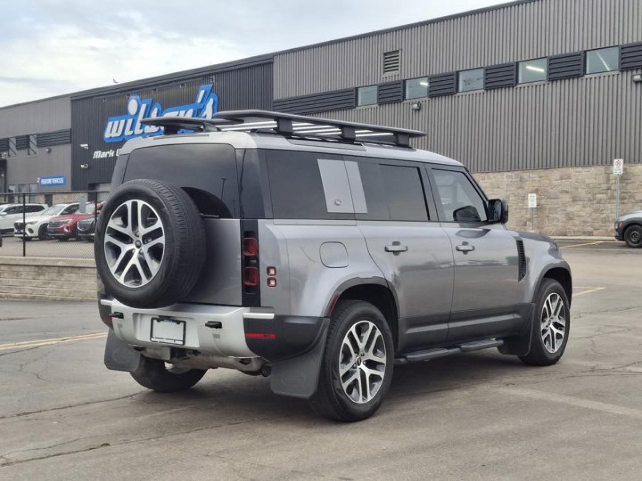 2024 Land Rover Defender S | Roof Rack | Leather | Pano Roof | Adaptive Cruise | 360 Camera | Heated Wheel | New Tires | Photo4