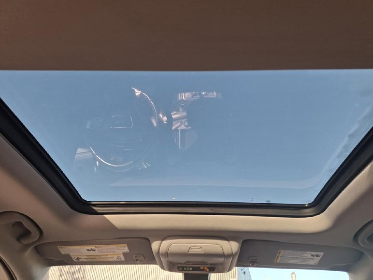 2022 GMC Terrain AT4 AWD | Leather | Sunroof | Nav | 360 Camera | Adaptive Cruise | Bose | HUD | and More ! Photo