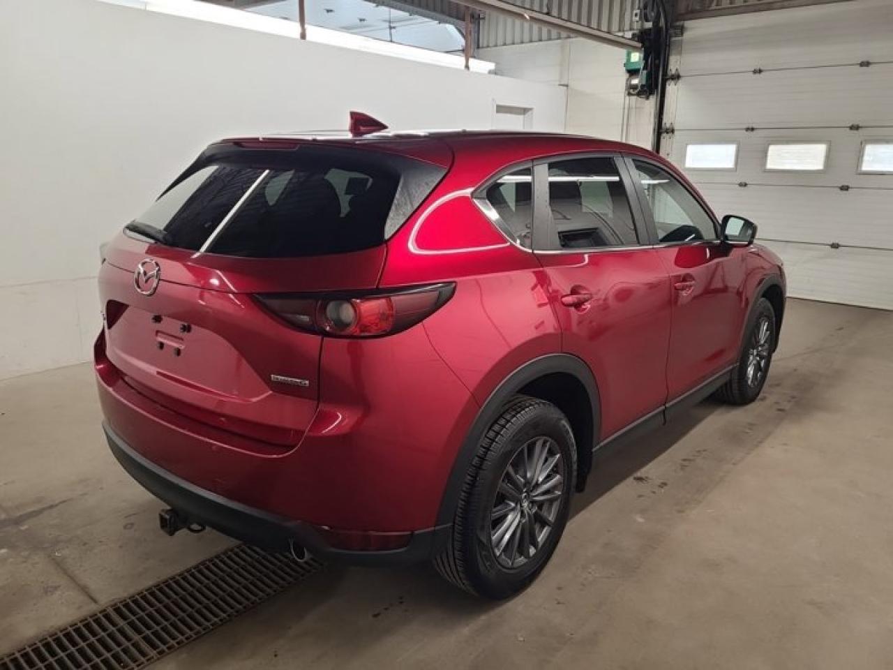 2021 Mazda CX-5 GX | Heated Seats | CarPlay + Android | Rear Camera | Alloy Wheels and More ! Photo2