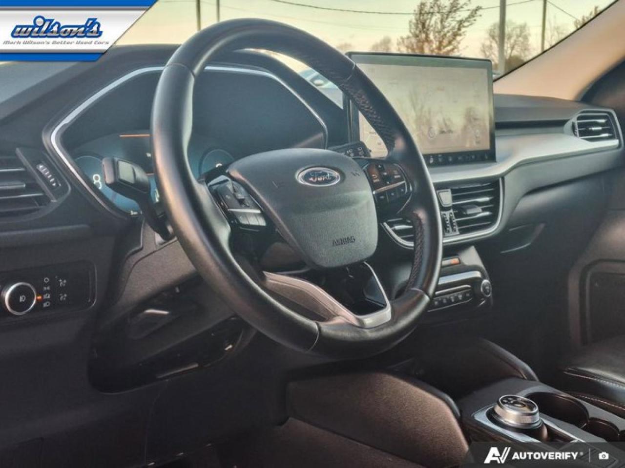 2024 Ford Escape Platinum AWD | 2.0L 4 Cyl | Leather | Adaptive Cruise | Heated Wheel + Seats | Remote Start & More ! Photo