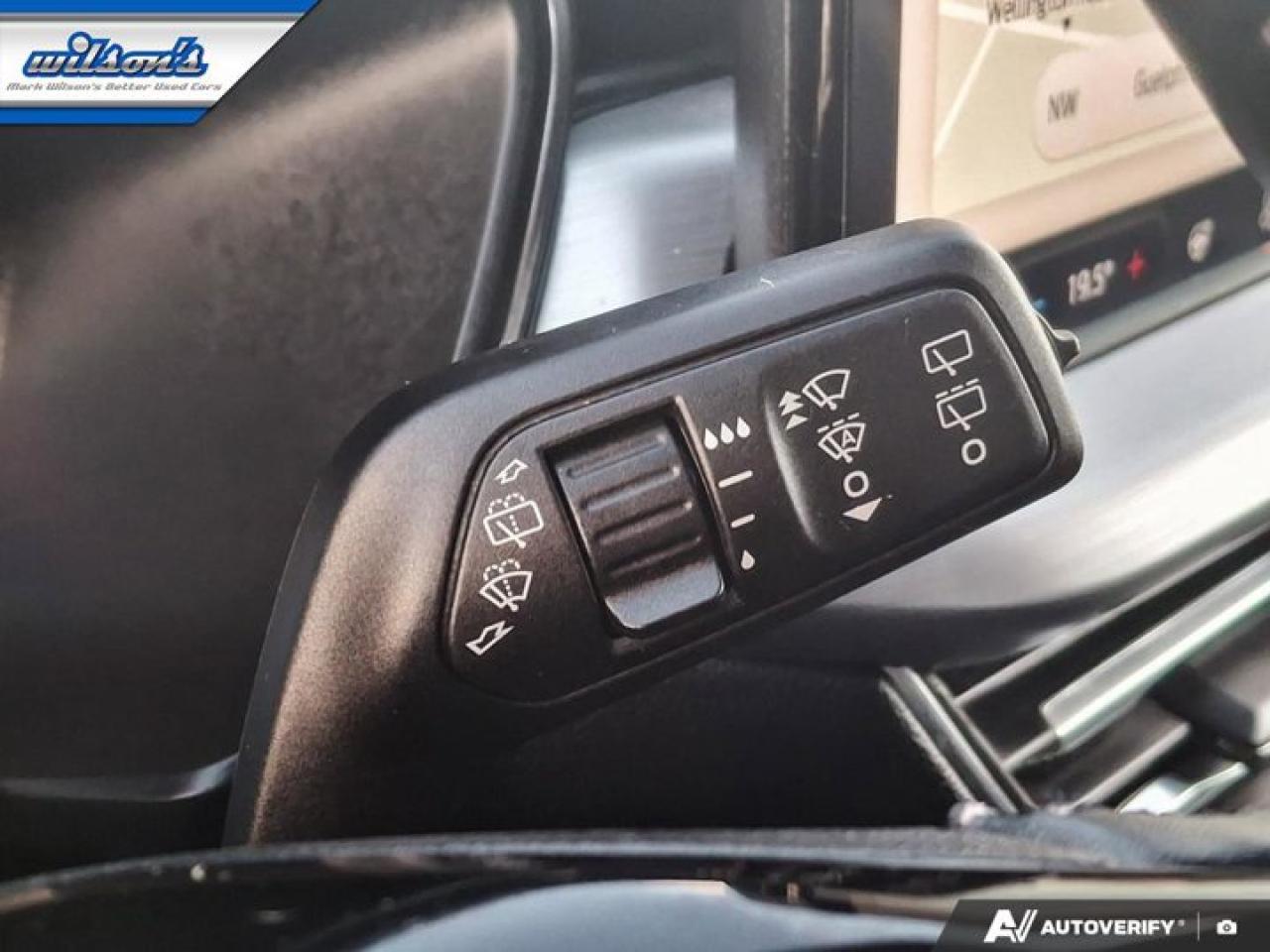 2024 Ford Escape Platinum AWD | 2.0L 4 Cyl | Leather | Adaptive Cruise | Heated Wheel + Seats | Remote Start & More ! Photo