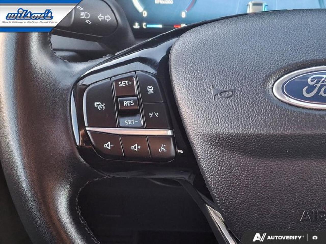 2024 Ford Escape Platinum AWD | 2.0L 4 Cyl | Leather | Adaptive Cruise | Heated Wheel + Seats | Remote Start & More ! Photo