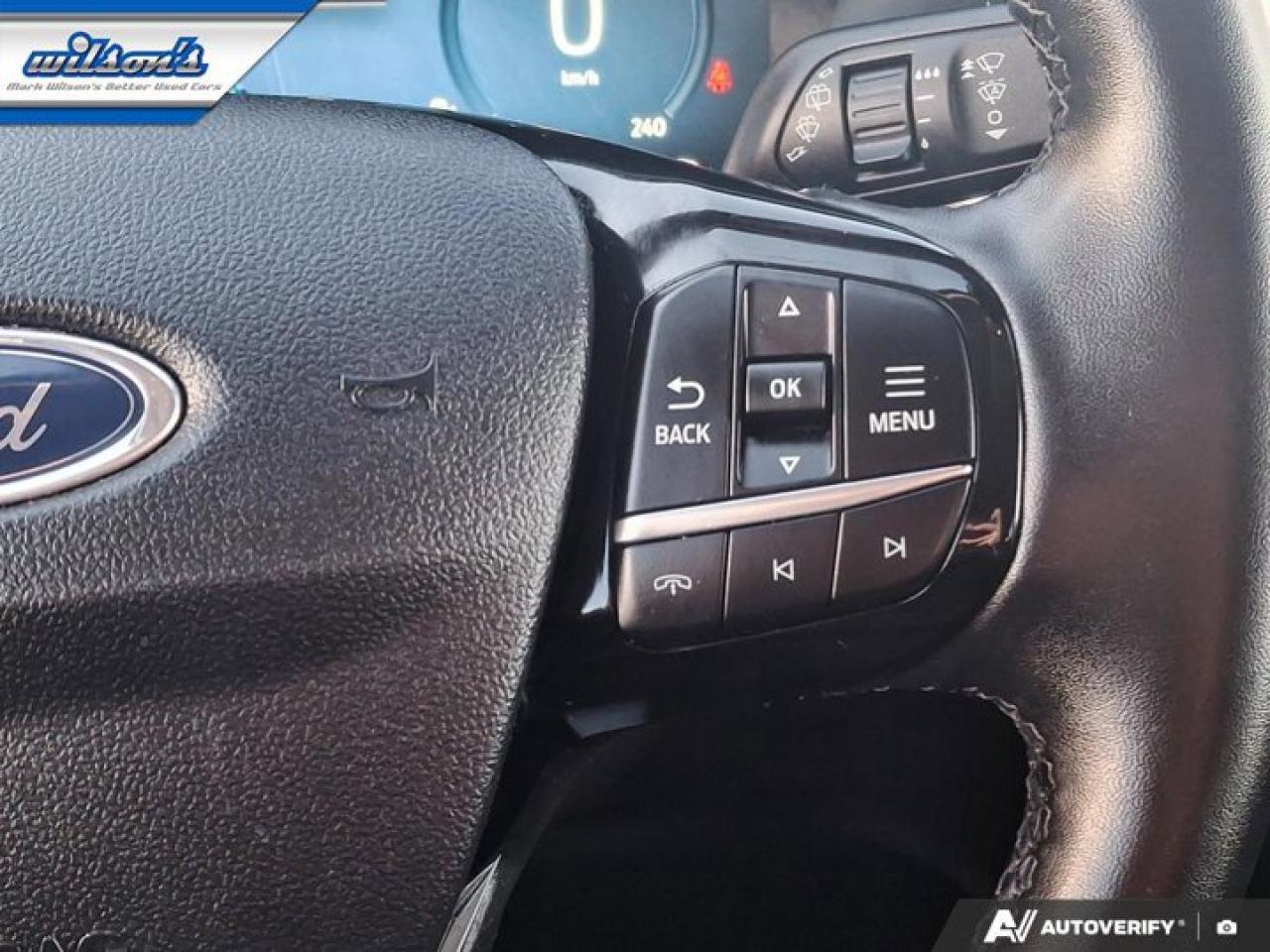 2024 Ford Escape Platinum AWD | 2.0L 4 Cyl | Leather | Adaptive Cruise | Heated Wheel + Seats | Remote Start & More ! Photo