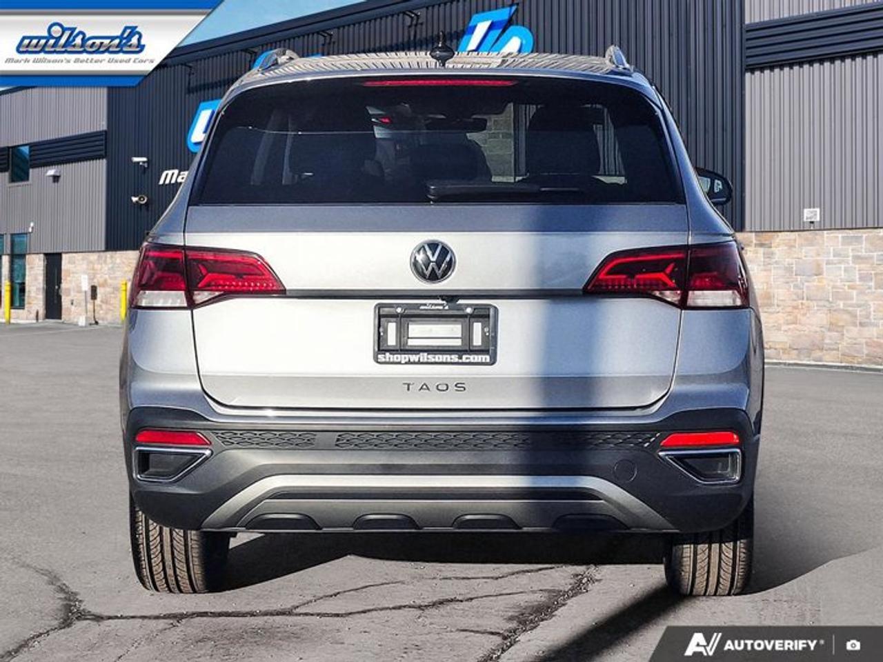 2024 Volkswagen Taos Comfortline | Panoramic Sunroof | Adaptive Cruise | Heated Wheel + Seats | CarPlay & More ! Photo