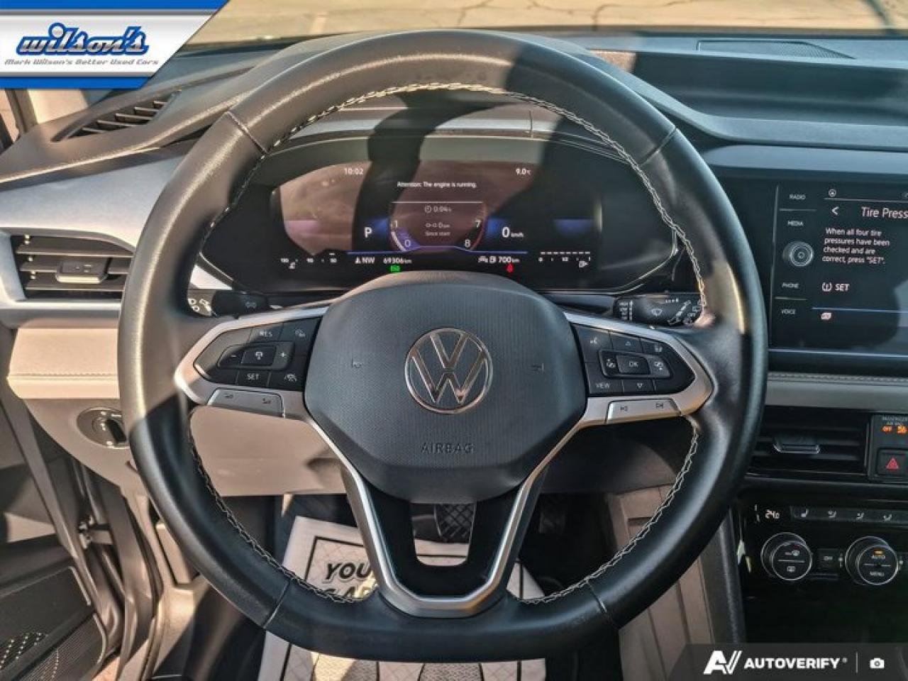 2024 Volkswagen Taos Comfortline | Panoramic Sunroof | Adaptive Cruise | Heated Wheel + Seats | CarPlay & More ! Photo