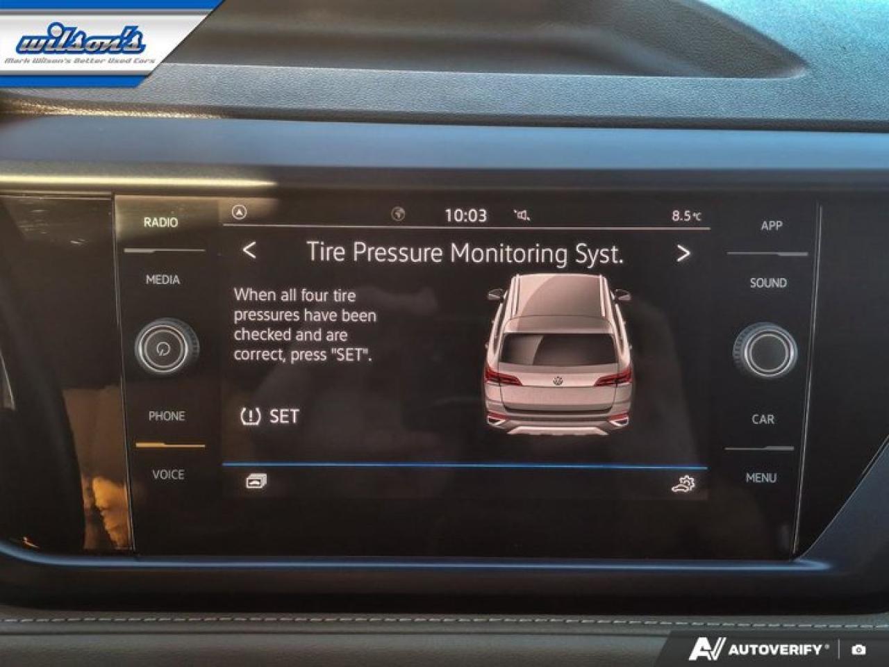 2024 Volkswagen Taos Comfortline | Panoramic Sunroof | Adaptive Cruise | Heated Wheel + Seats | CarPlay & More ! Photo