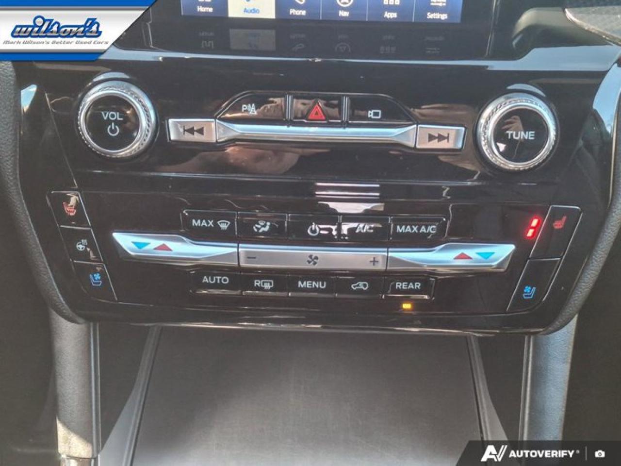 2022 Ford Explorer ST 4WD | Split Leather Buckets | Pano Roof | Heated + Cooled Seats | Heated Steering | and More ! Photo