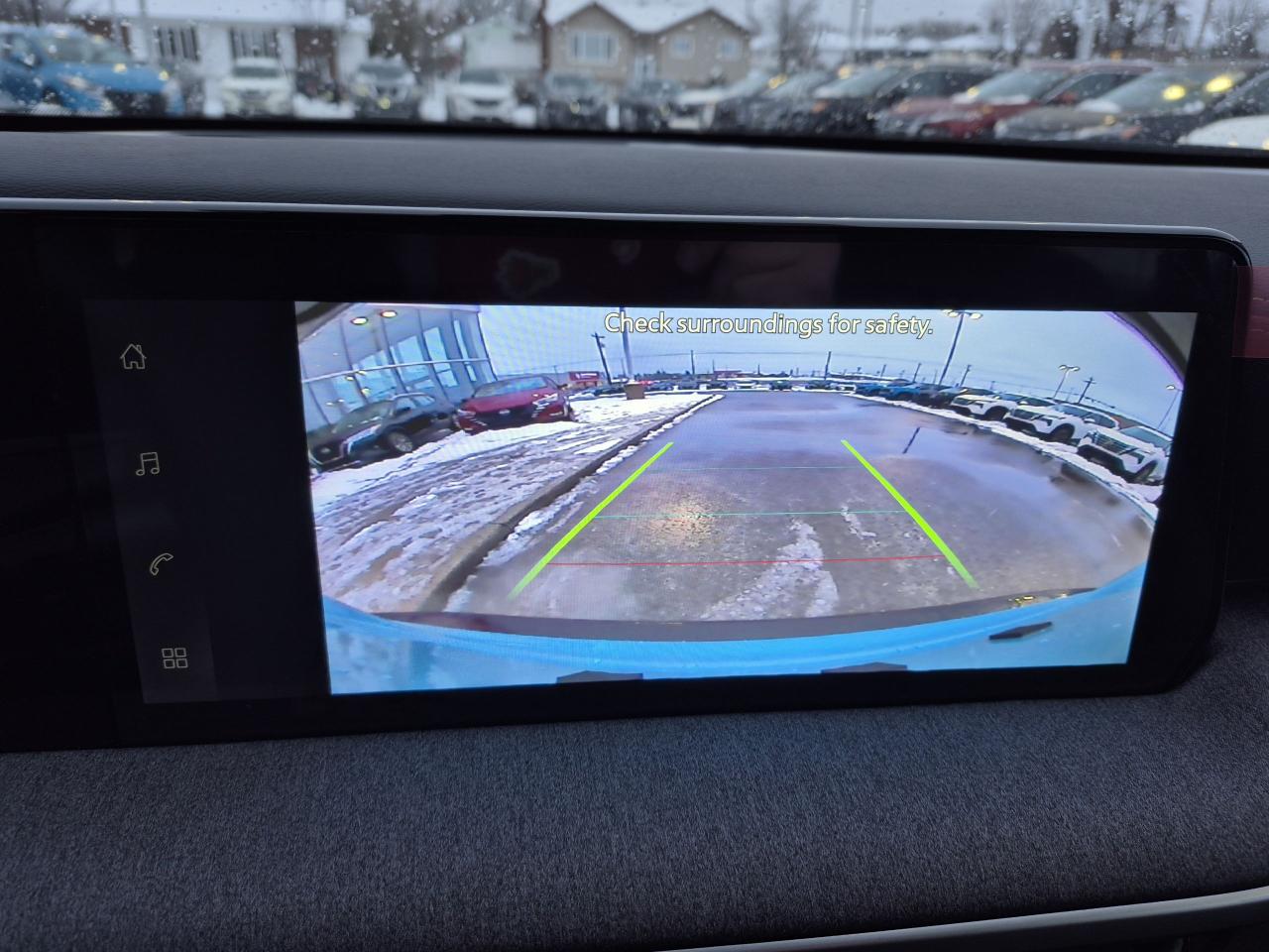 2026 Nissan Kicks SV Photo27