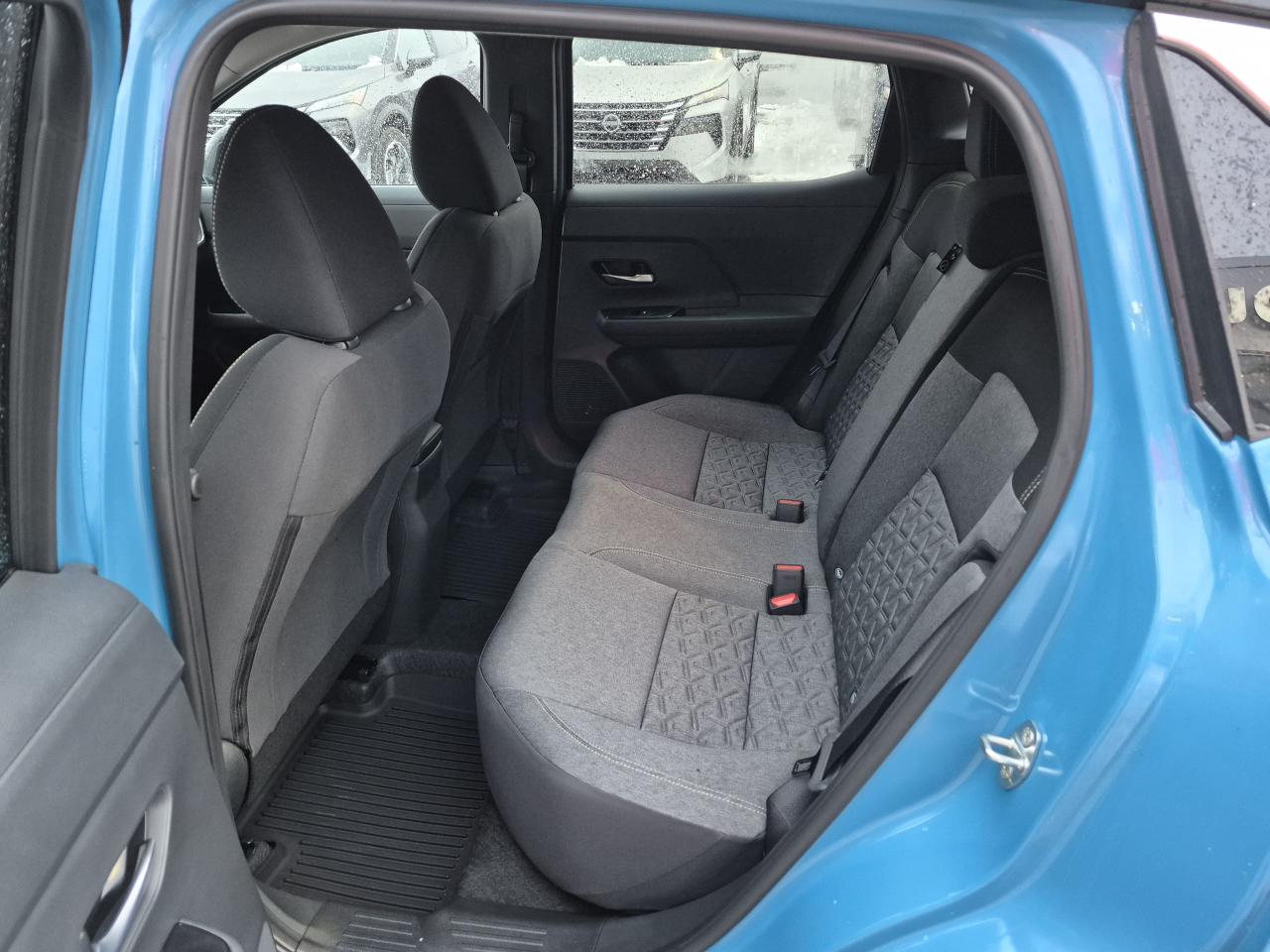 2026 Nissan Kicks SV Photo12