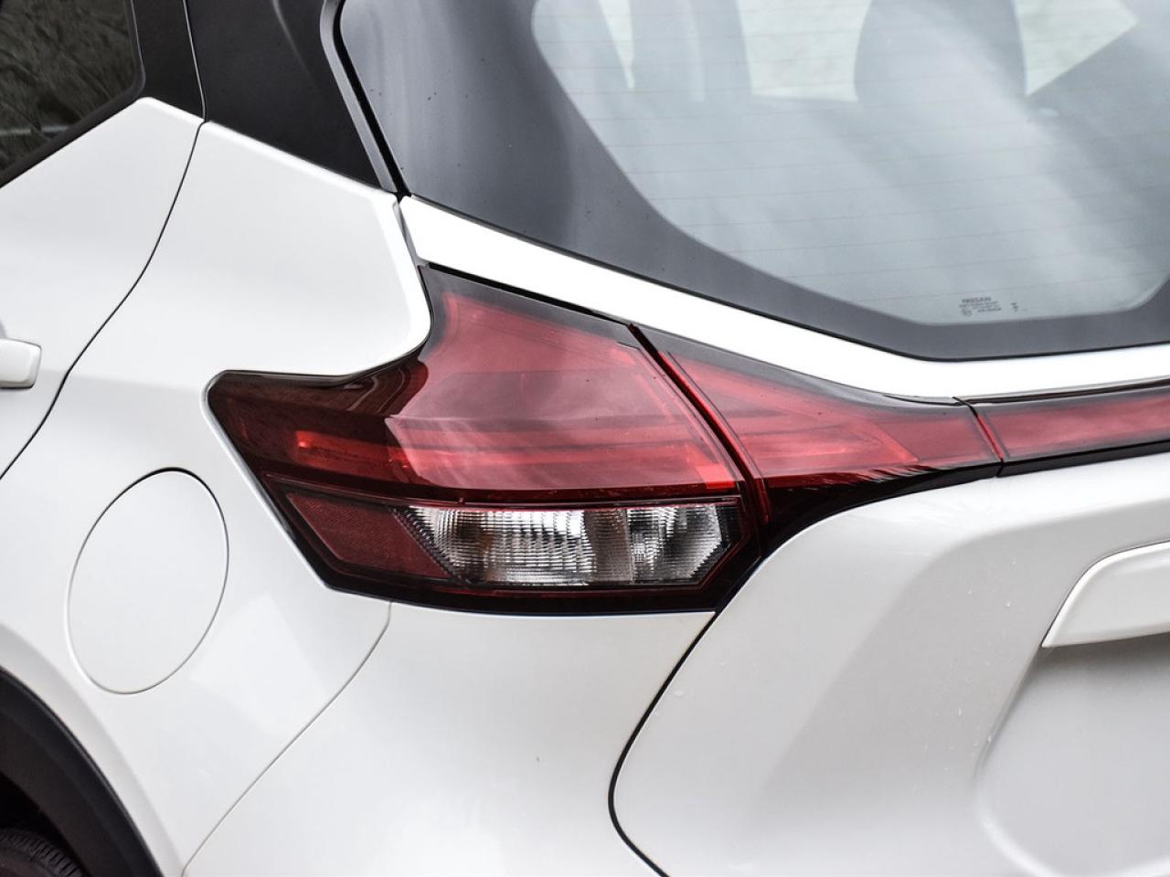 2023 Nissan Kicks |SV|HSEAT|RSTART|REARCAM|APPLECARPLAY|1.6LITER| Photo