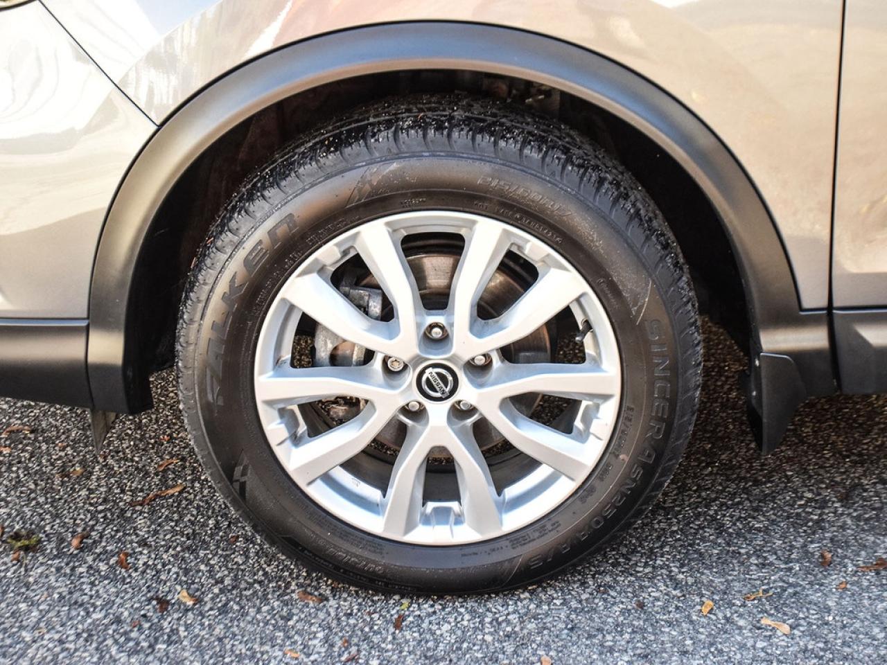 2023 Nissan Qashqai |S|CVT|HSEAT|BSPOT|17ALLOYS|APPLECARPLAY| Photo