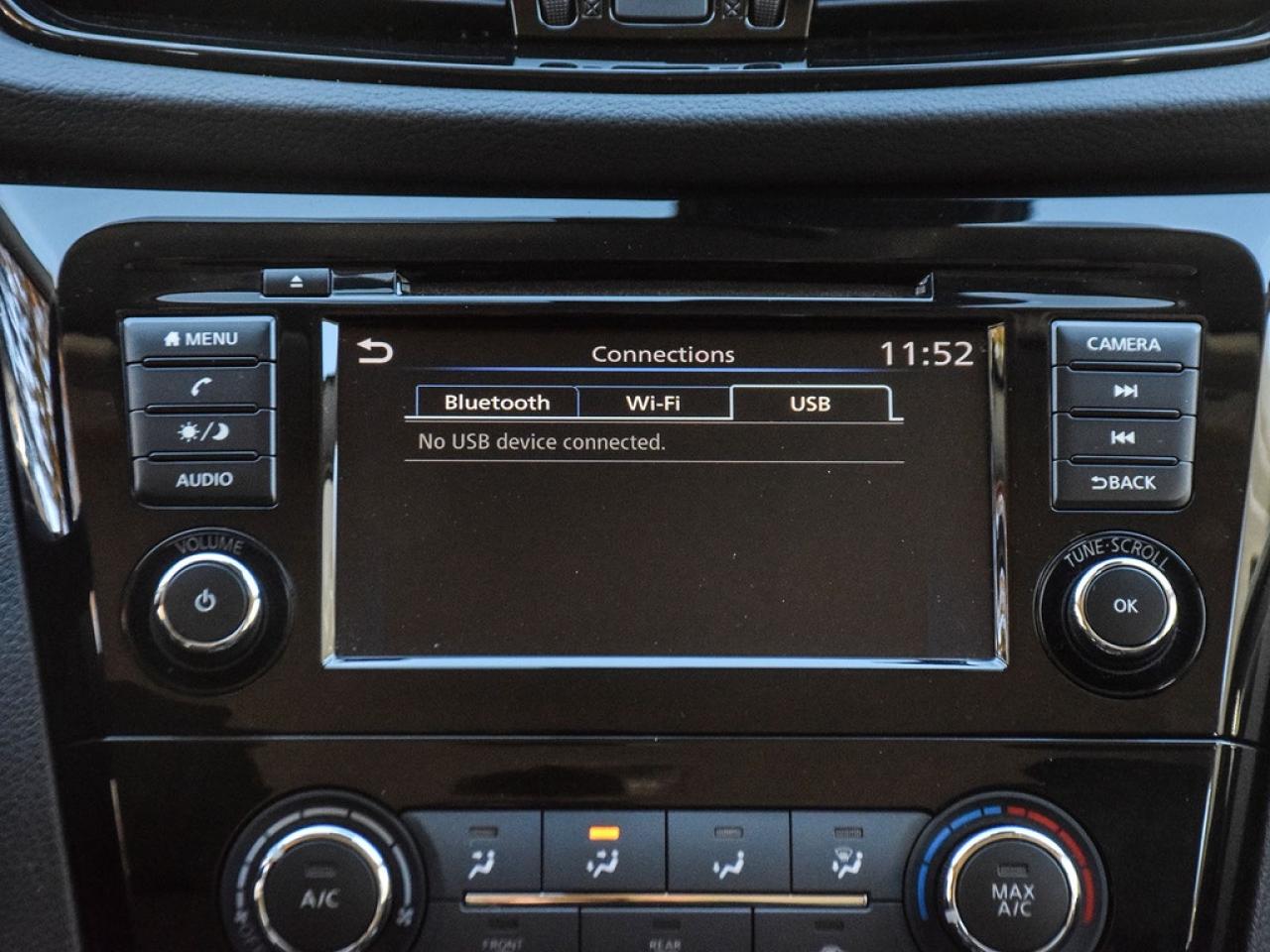 2023 Nissan Qashqai |S|CVT|HSEAT|BSPOT|17ALLOYS|APPLECARPLAY| Photo