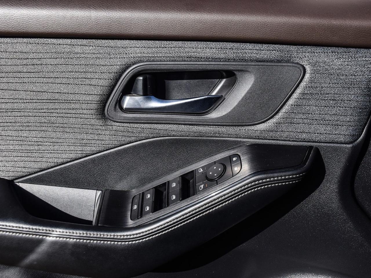 2023 Nissan Rogue SV Moonroof |SVPANOROOF|AWD|360CAM|1.5T|HSEAT|18S|APPLECARPLAY Photo