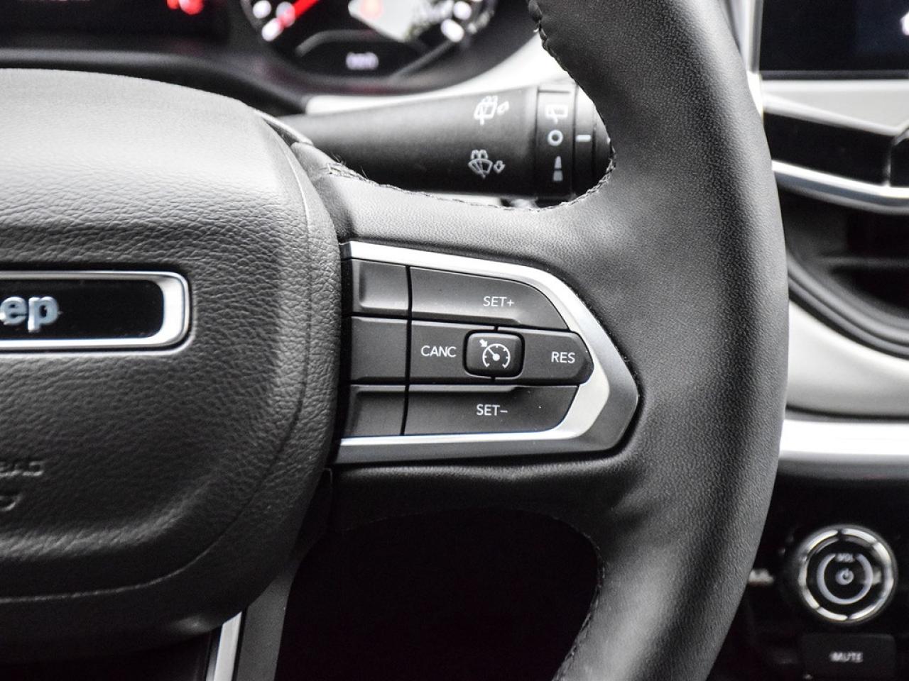 2024 Jeep Compass Limited |LTD|LEATHER|10.1TOUCH|BLACKROOF|RSTART|18S| Photo