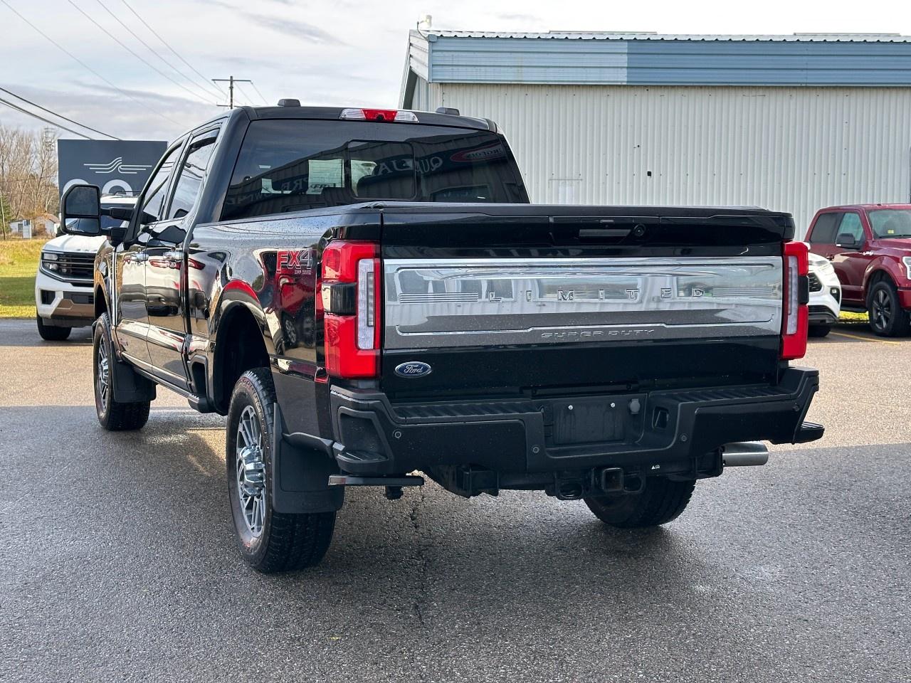 2023 Ford F-250 Super Duty SRW LIMITED 4WD CREW CAB 6.75' BOX Photo