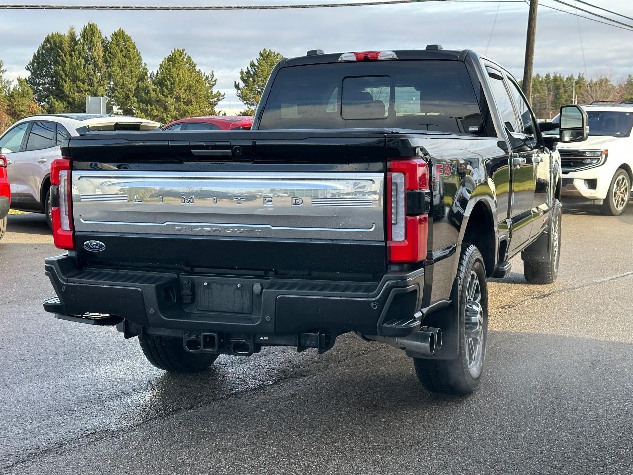 2023 Ford F-250 Super Duty SRW LIMITED 4WD CREW CAB 6.75' BOX Photo