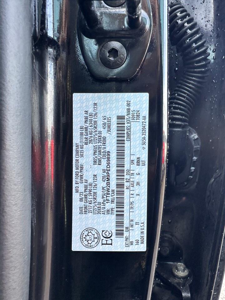 2023 Ford F-250 Super Duty SRW LIMITED 4WD CREW CAB 6.75' BOX Photo