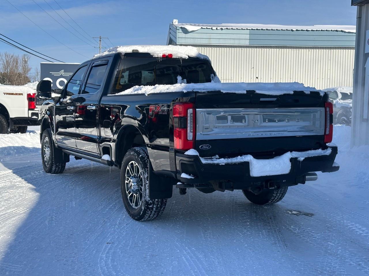 2023 Ford F-250 Super Duty SRW LIMITED 4WD CREW CAB 6.75' BOX Photo