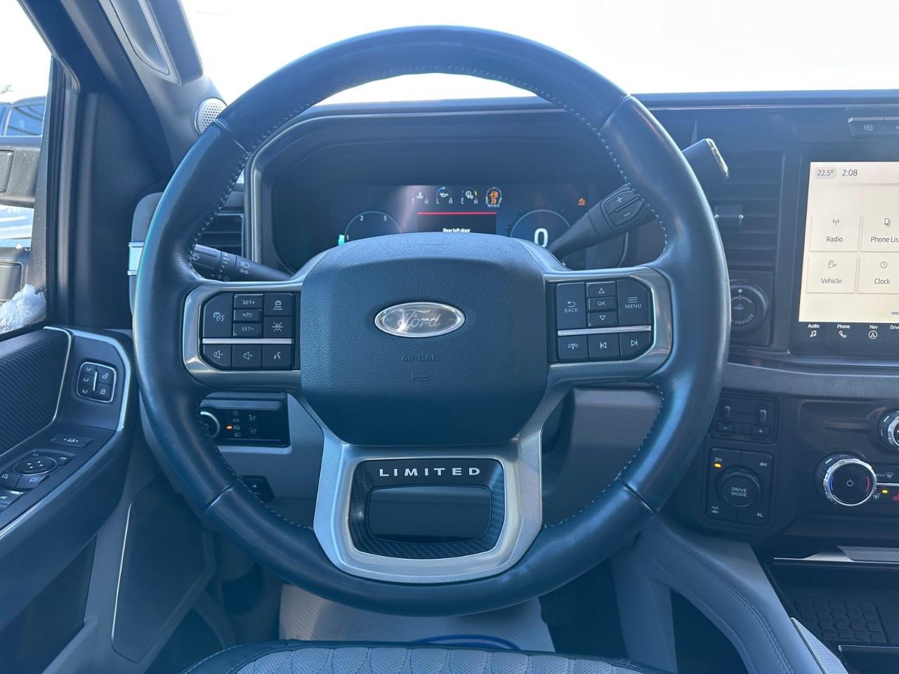 2023 Ford F-250 Super Duty SRW LIMITED 4WD CREW CAB 6.75' BOX Photo