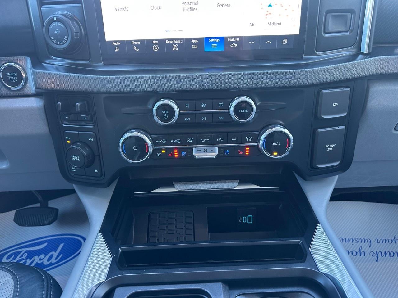 2023 Ford F-250 Super Duty SRW LIMITED 4WD CREW CAB 6.75' BOX Photo