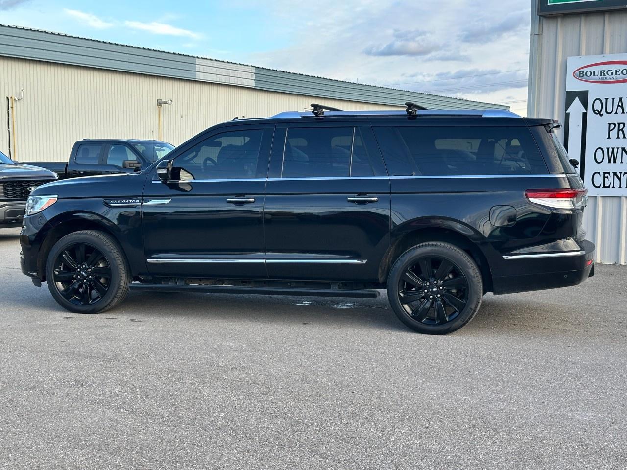 2022 Lincoln Navigator L Reserve 4x4 Photo