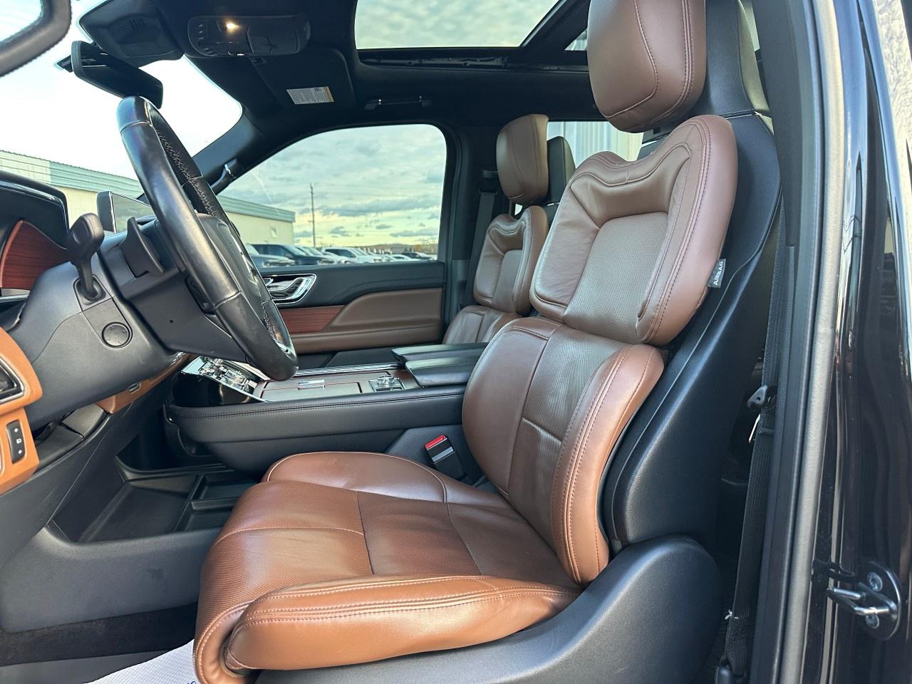 2022 Lincoln Navigator L Reserve 4x4 Photo