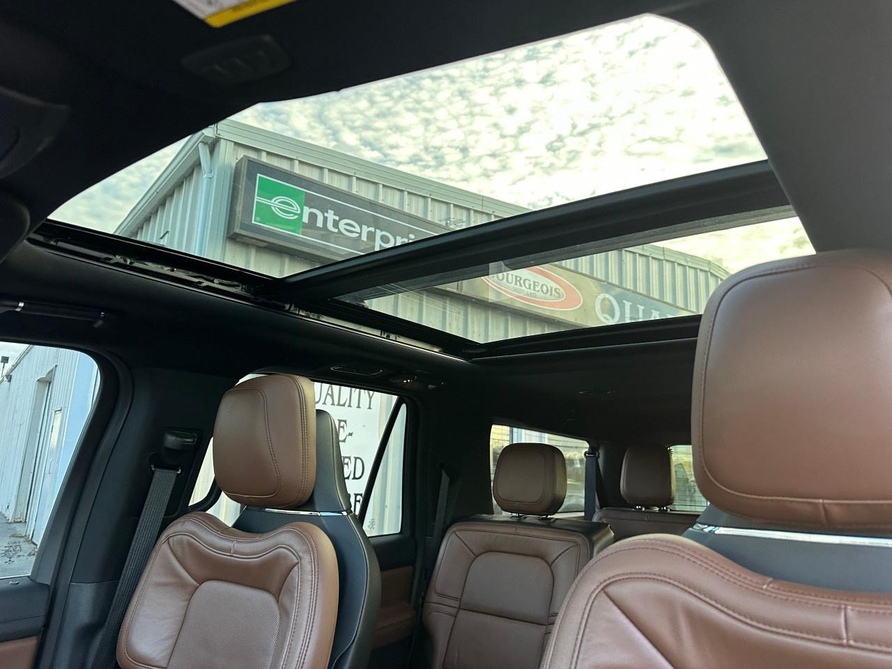 2022 Lincoln Navigator L Reserve 4x4 Photo