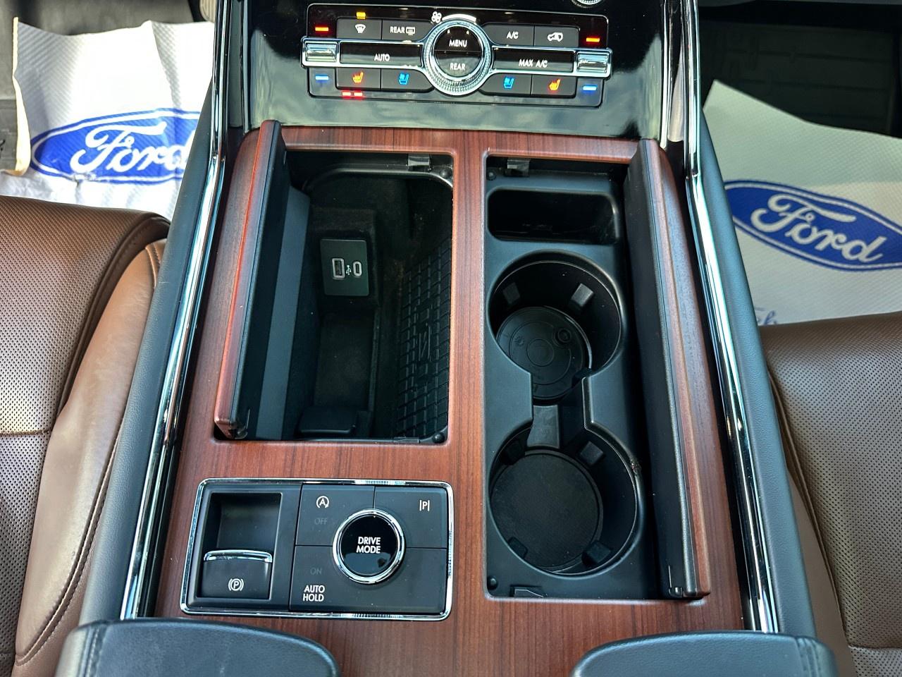 2022 Lincoln Navigator L Reserve 4x4 Photo