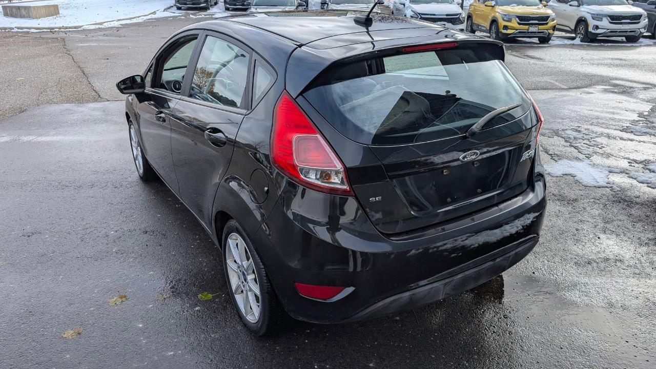 2015 Ford Fiesta 5dr HB SE Photo