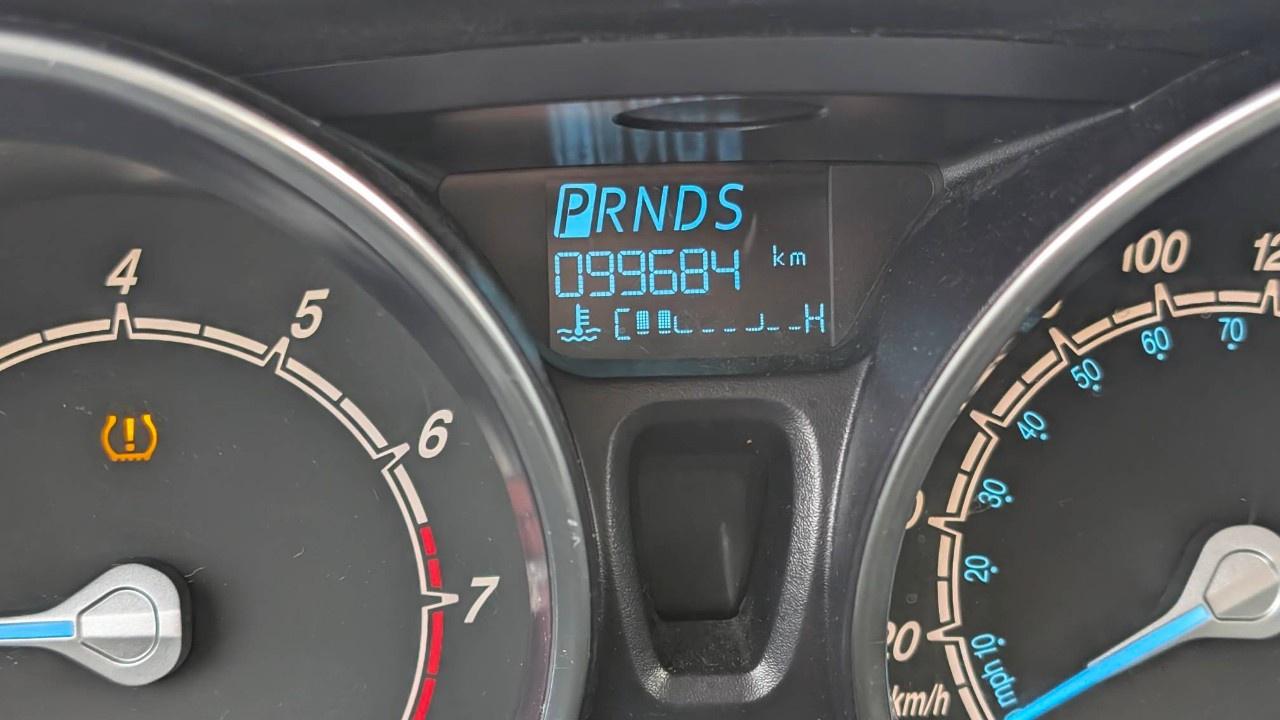 2015 Ford Fiesta 5dr HB SE Photo