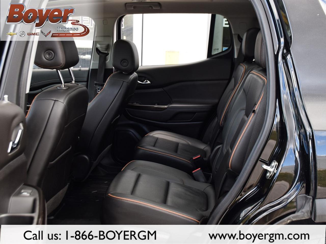 2023 GMC Acadia AWD AT4 Photo