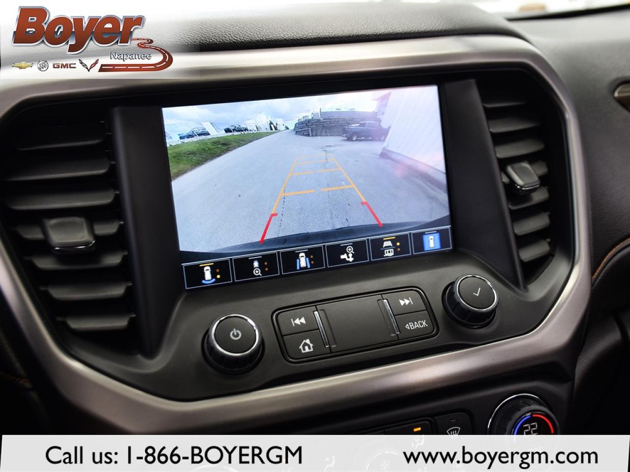 2023 GMC Acadia AWD AT4 Photo