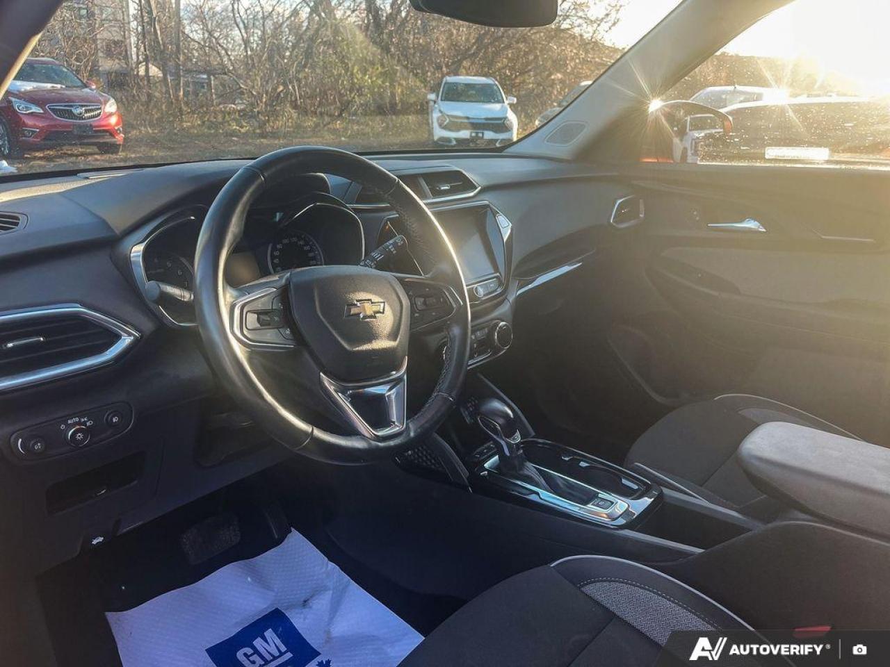 2023 Chevrolet TrailBlazer LT AWD  - Heated Seats Photo