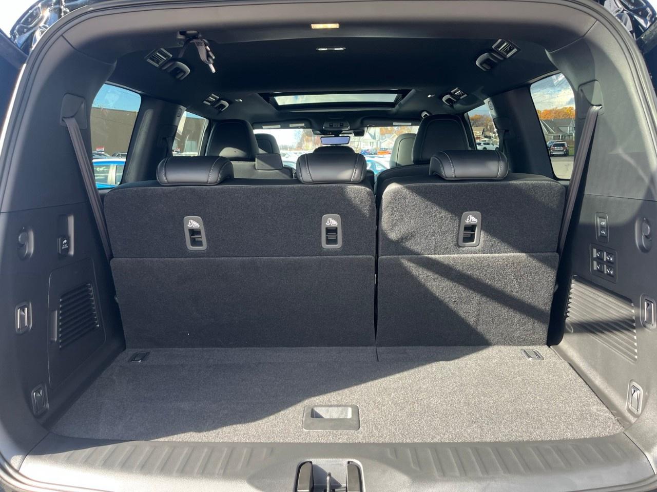 2026 Nissan Armada 4x4 PRO-4X Photo